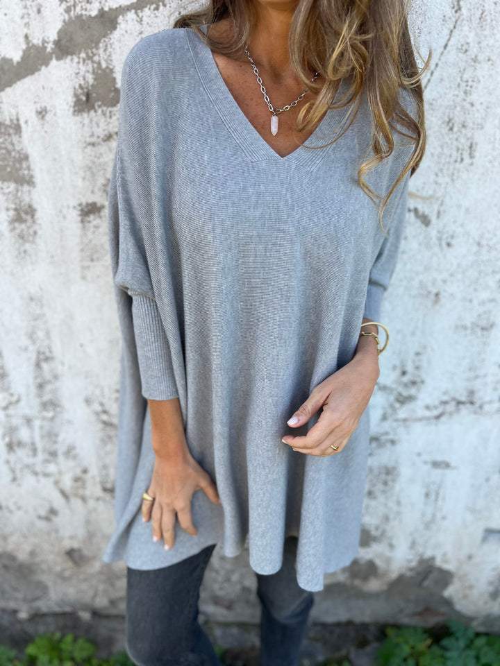 Mabel - Elegant V-neck Sweater