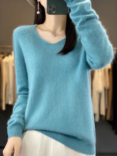 Adele - Comfortable V-neck Sweater