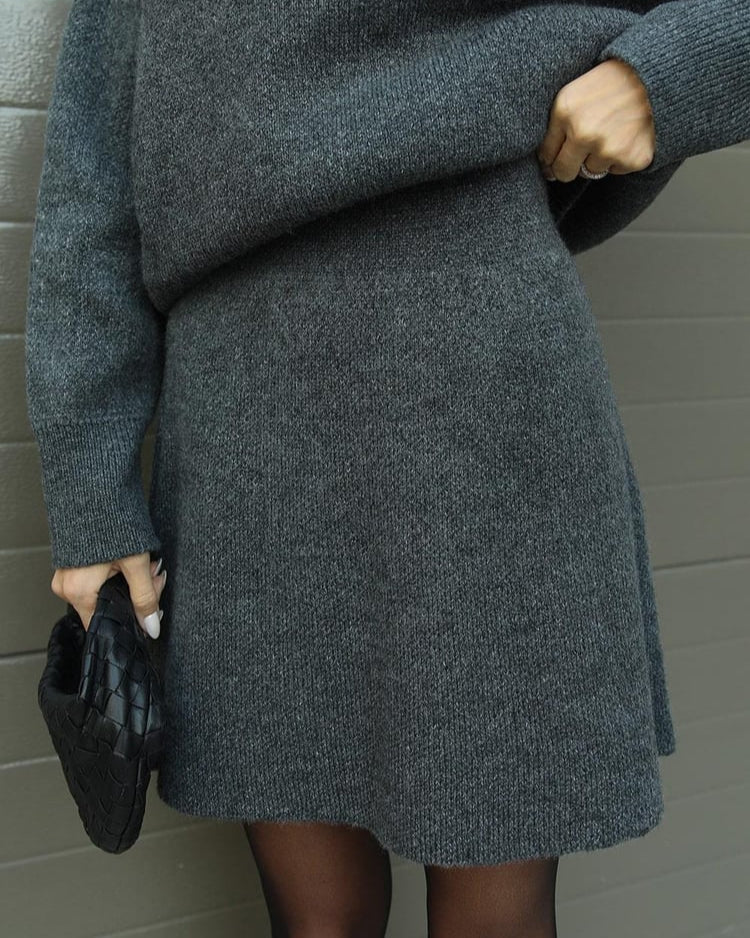Lara - Elegant Knitted Sweater and Skirt Set