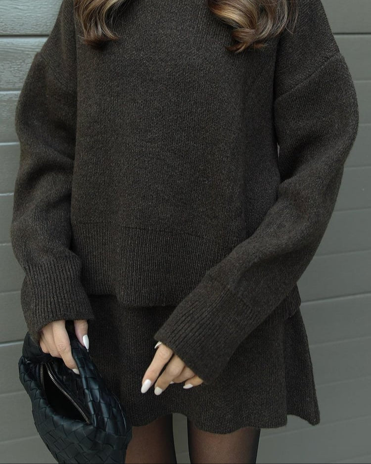 Lara - Elegant Knitted Sweater and Skirt Set